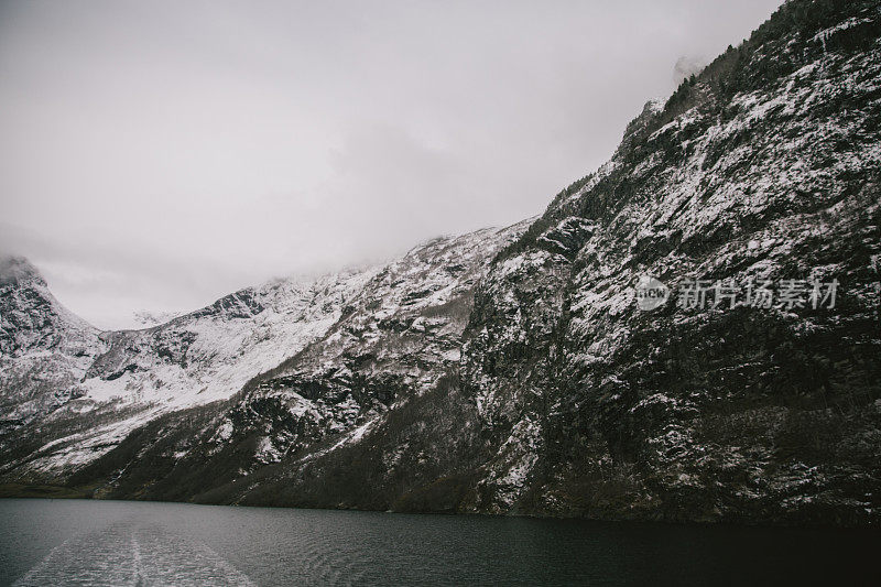 挪威冬季的n øyfjord